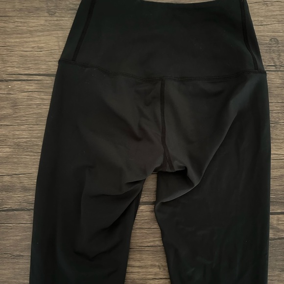 Cleo Harper Black Leggings - Picture 4 of 4